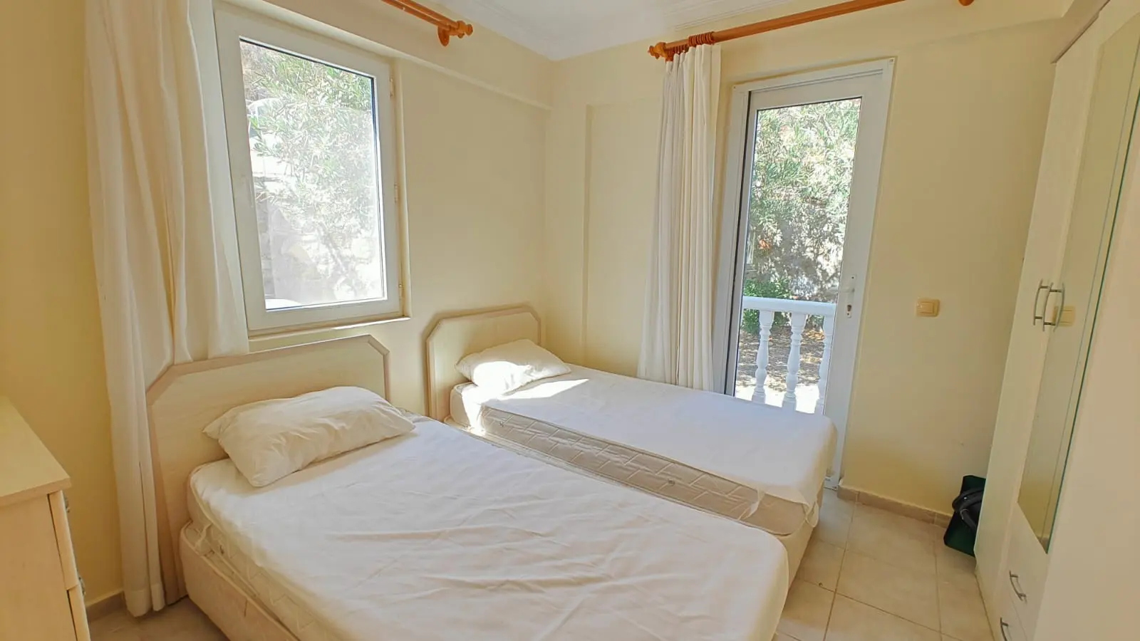 Twin room